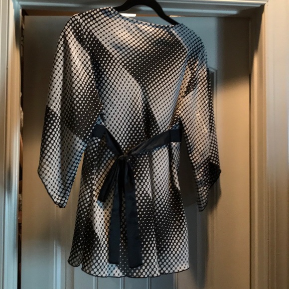 NightOut - Picture 3 of 3